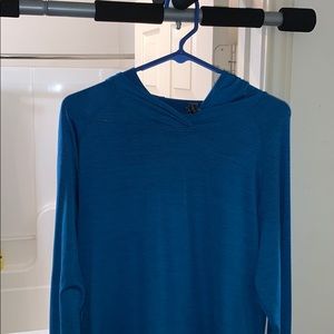 Men’s Lululemon blue workout pullover. Barely worn